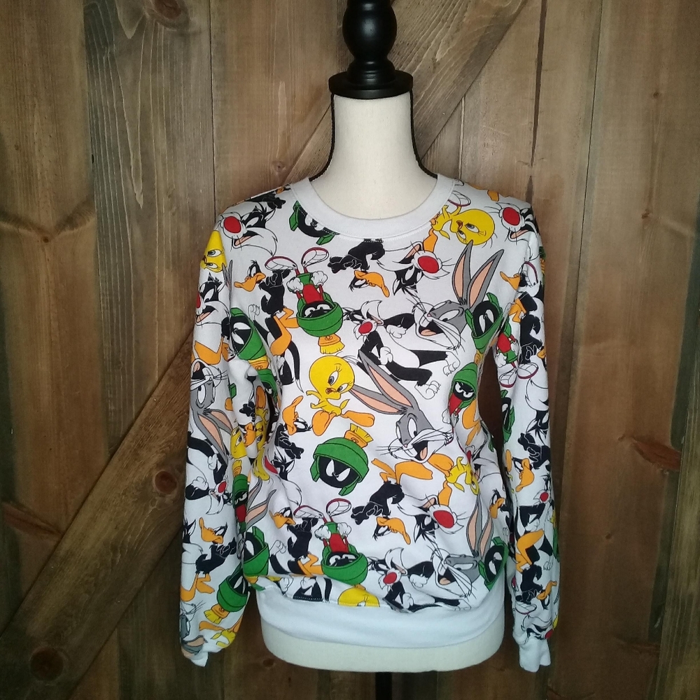 Looney Tunes Sylvester Marvin Daffy Bugs Tweety Graphic Sweatshirt  XSmall